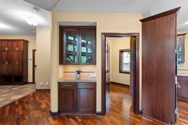 14708 Woodhaven Road, Minnetonka, MN 55345