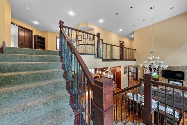14708 Woodhaven Road, Minnetonka, MN 55345