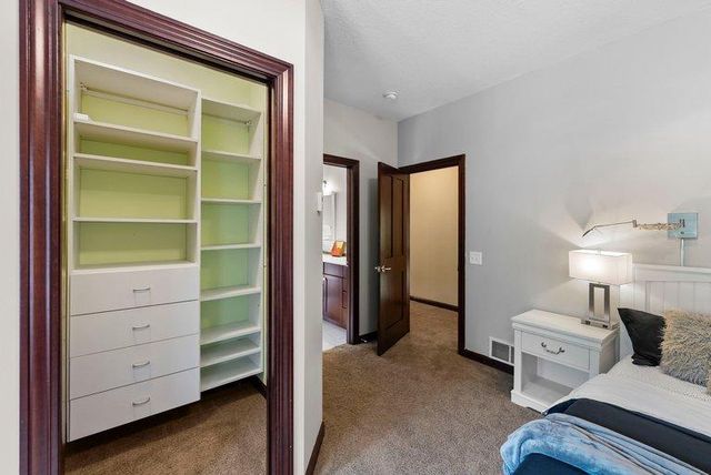 14708 Woodhaven Road, Minnetonka, MN 55345