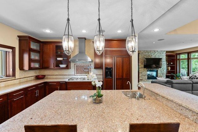 14708 Woodhaven Road, Minnetonka, MN 55345
