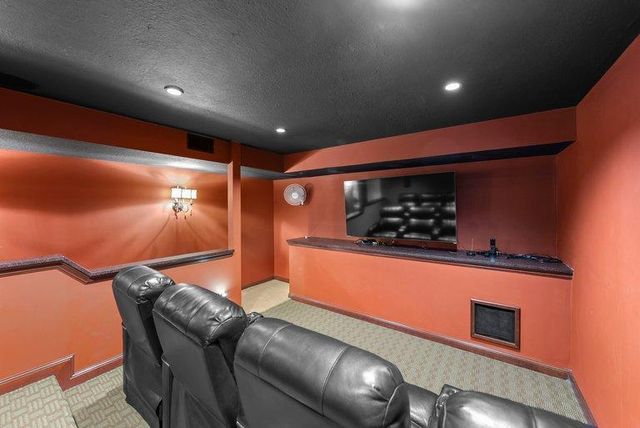 14708 Woodhaven Road, Minnetonka, MN 55345