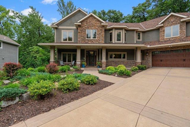 14708 Woodhaven Road, Minnetonka, MN 55345