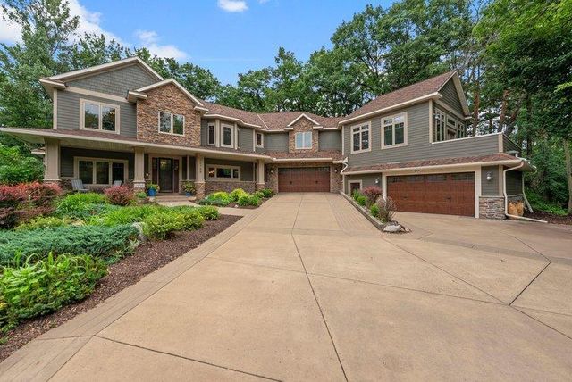 14708 Woodhaven Road, Minnetonka, MN 55345