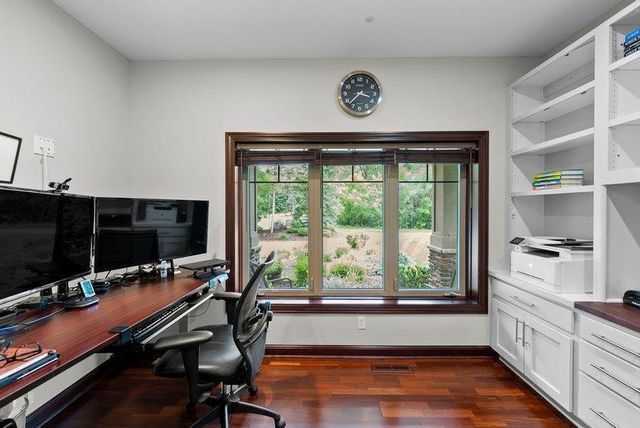 14708 Woodhaven Road, Minnetonka, MN 55345