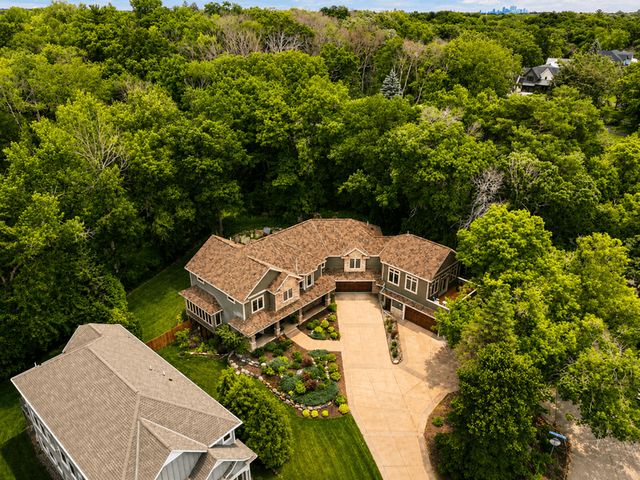 14708 Woodhaven Road, Minnetonka, MN 55345