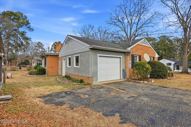 1111 S Andrews Avenue, Goldsboro, NC 27530