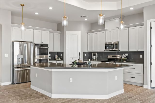 2345 Raven Court, Bullhead City, AZ 86442