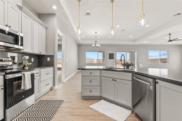 2345 Raven Court, Bullhead City, AZ 86442