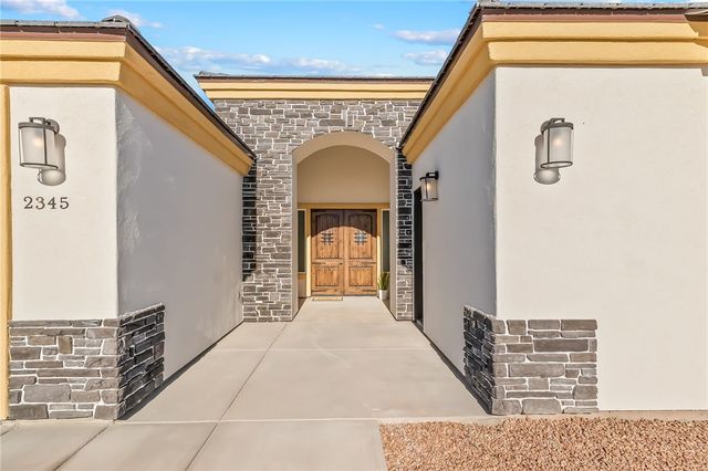 2345 Raven Court, Bullhead City, AZ 86442