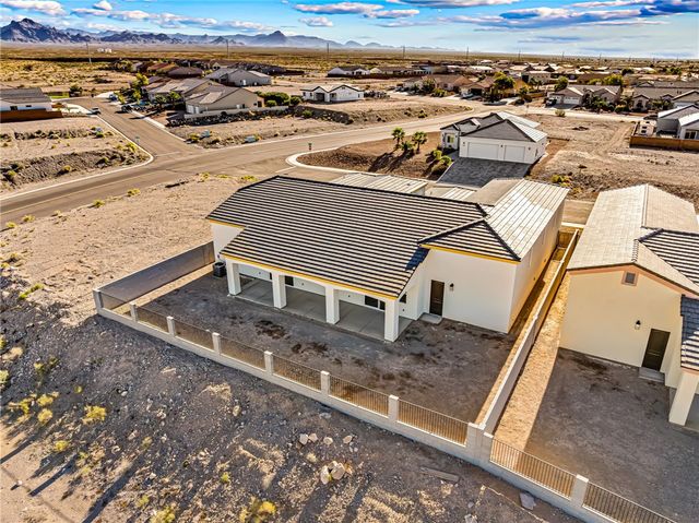 2345 Raven Court, Bullhead City, AZ 86442