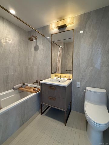 3 Court Square 4610, Long Island City, NY 11101