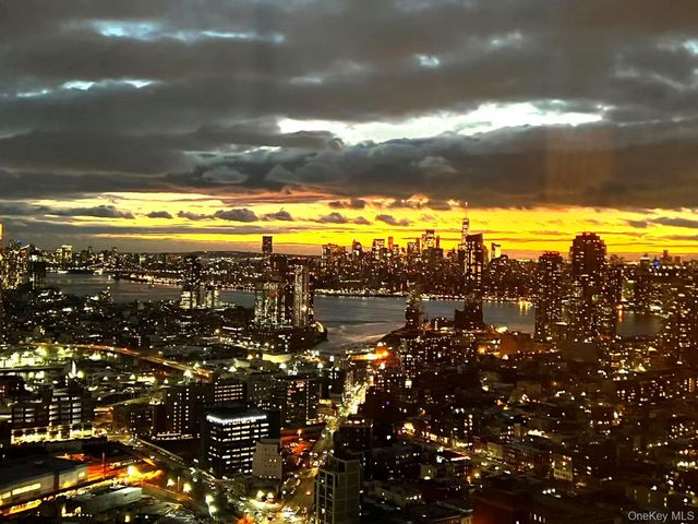 3 Court Square 4610, Long Island City, NY 11101