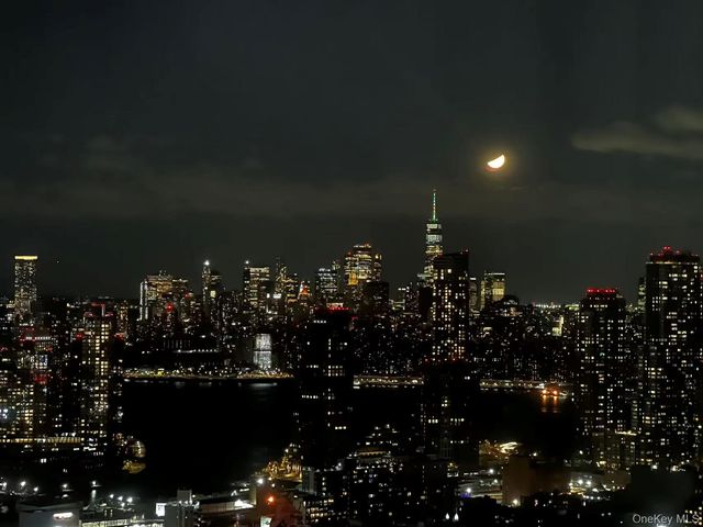3 Court Square 4610, Long Island City, NY 11101