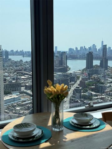 3 Court Square 4610, Long Island City, NY 11101