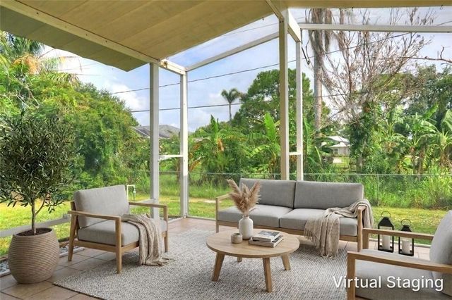 980 Dolphin Avenue, Sebastian, FL 32958