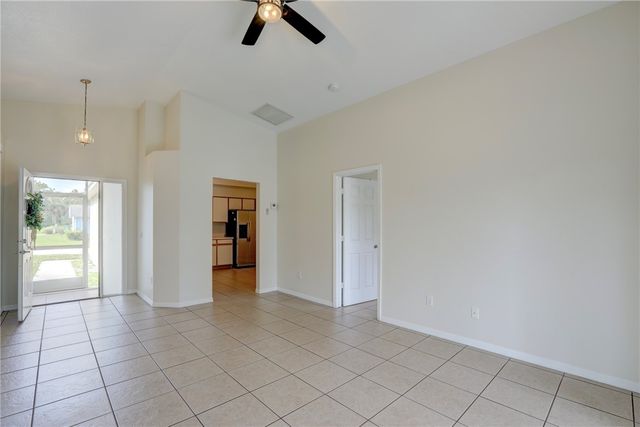 980 Dolphin Avenue, Sebastian, FL 32958