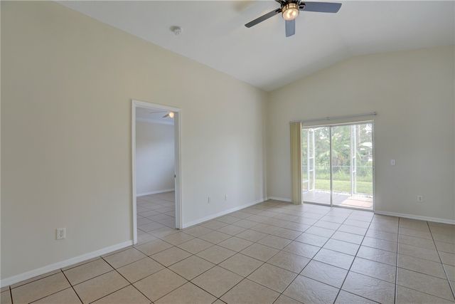980 Dolphin Avenue, Sebastian, FL 32958