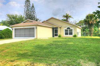 980 Dolphin Avenue, Sebastian, FL 32958