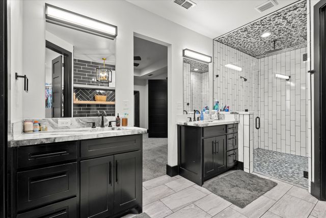 6213 N C R 1500, Shallowater, TX 79363