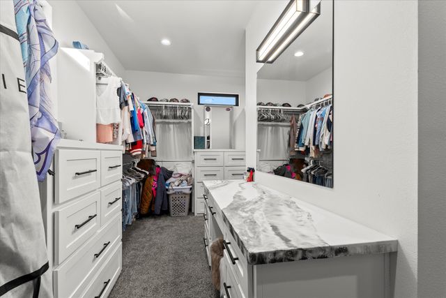 6213 N C R 1500, Shallowater, TX 79363