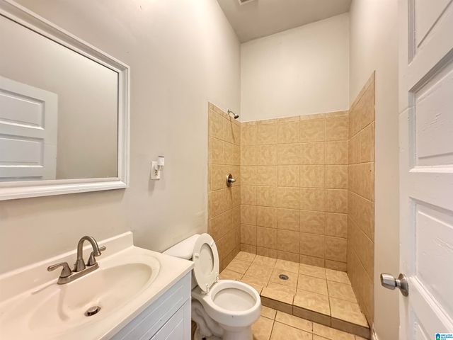 1626 BERKLEY AVENUE, Bessemer, AL 35020