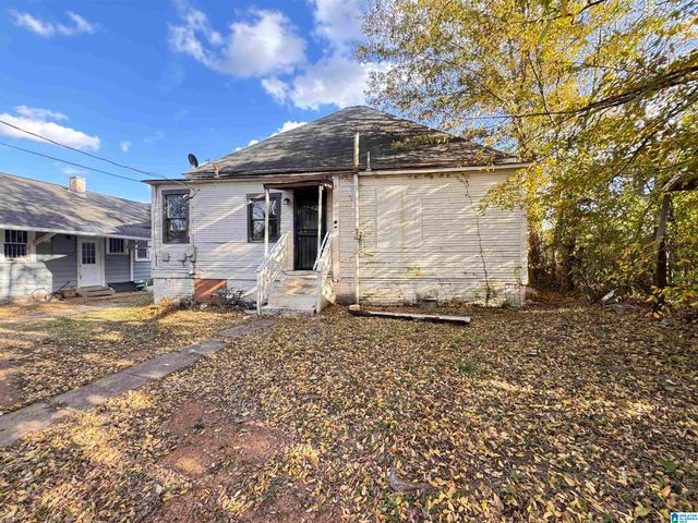 1626 BERKLEY AVENUE, Bessemer, AL 35020