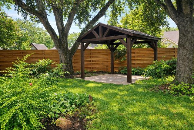 3 Columbella Street, Bay City, TX 77414