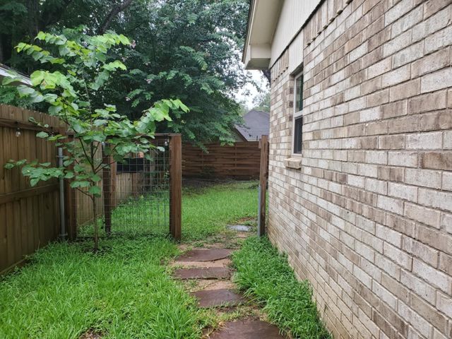 3 Columbella Street, Bay City, TX 77414