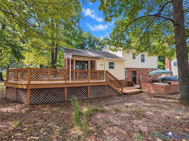 8636 Shadymist Dr, North Chesterfield, VA 23235