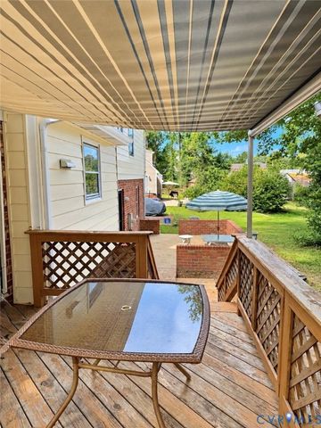 8636 Shadymist Dr, North Chesterfield, VA 23235