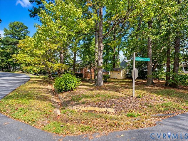 8636 Shadymist Dr, North Chesterfield, VA 23235