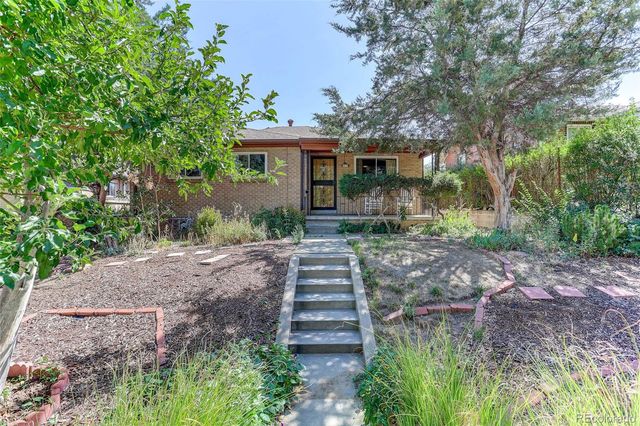 1520 S Corona Street, Denver, CO 80210