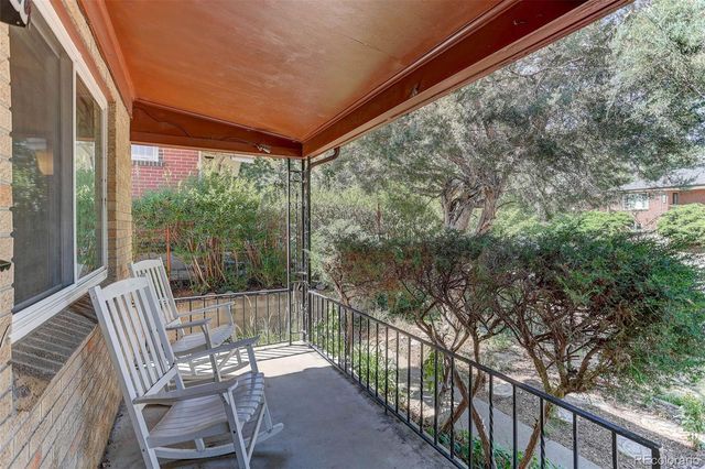 1520 S Corona Street, Denver, CO 80210