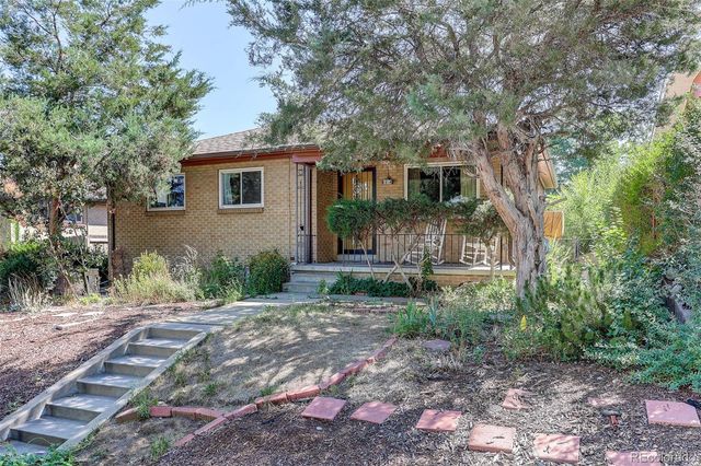 1520 S Corona Street, Denver, CO 80210