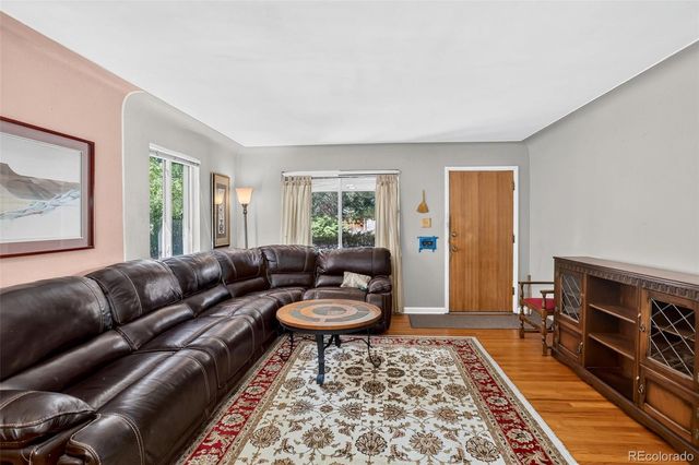 1520 S Corona Street, Denver, CO 80210