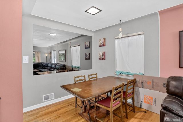 1520 S Corona Street, Denver, CO 80210