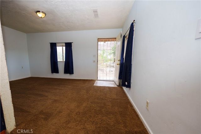 6973 Mission, 29 Palms, CA 92277