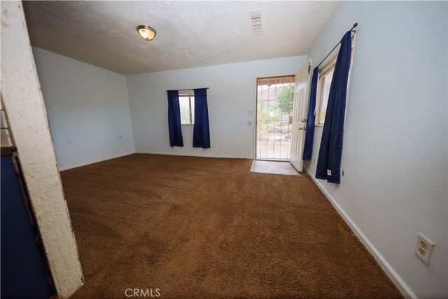 6973 Mission, 29 Palms, CA 92277