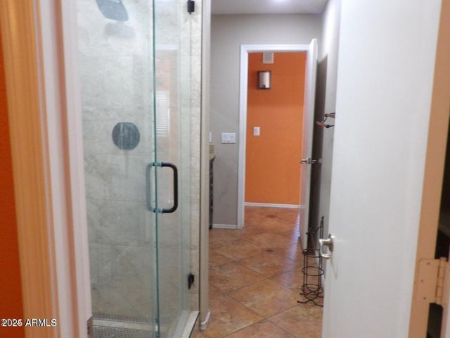 8221 W PAPAGO Street, Phoenix, AZ 85043