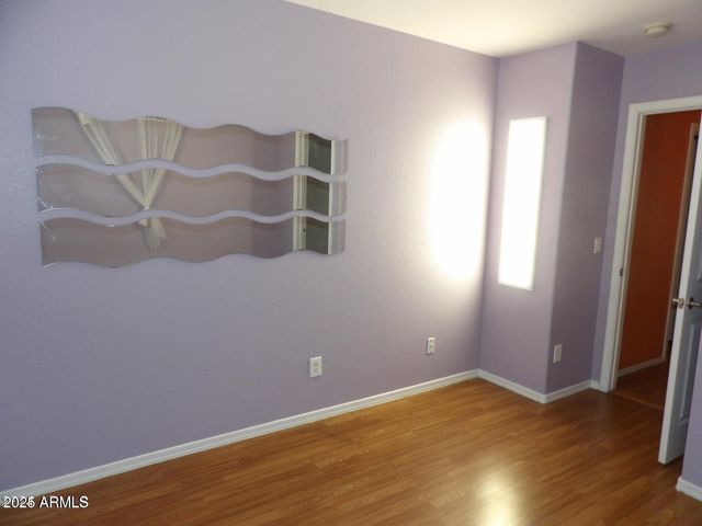 8221 W PAPAGO Street, Phoenix, AZ 85043