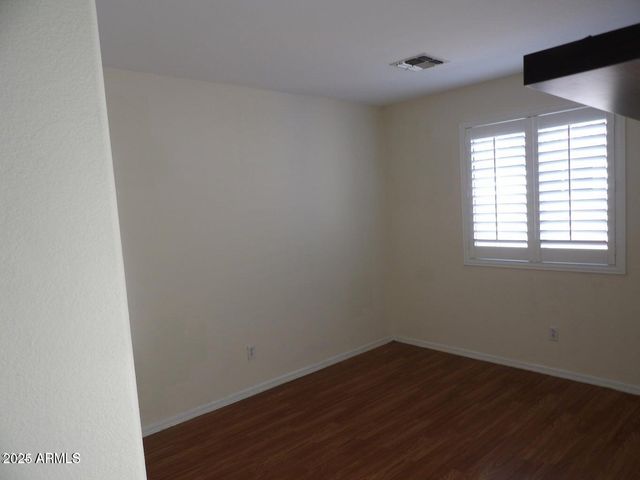 8221 W PAPAGO Street, Phoenix, AZ 85043