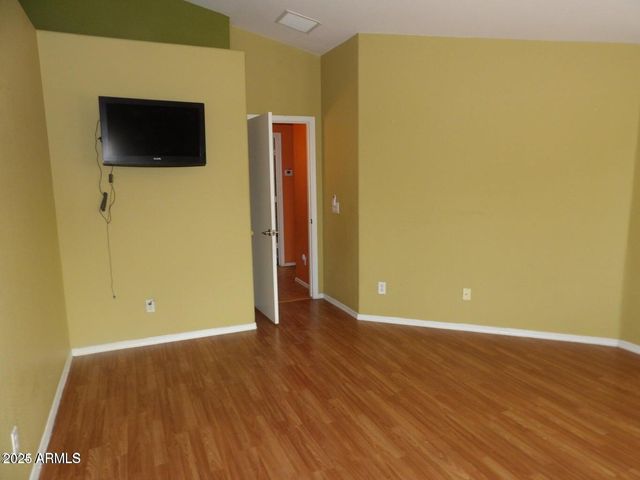 8221 W PAPAGO Street, Phoenix, AZ 85043