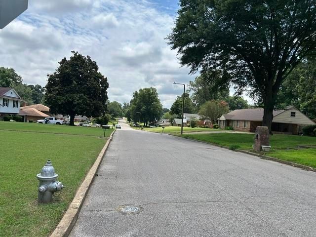 3997 MICKEY DR, Memphis, TN 38116