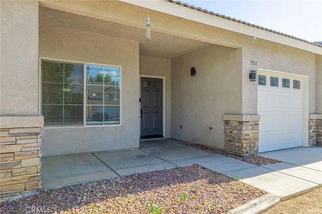 3514 W Avenue J4, Lancaster, CA 93536
