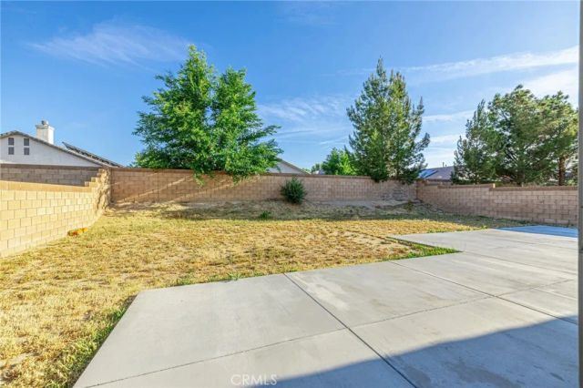 3514 W Avenue J4, Lancaster, CA 93536