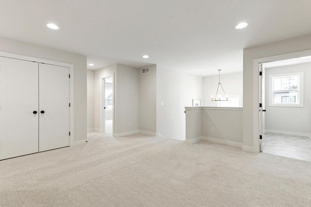 5522 Scenic Loop Run, Victoria, MN 55386