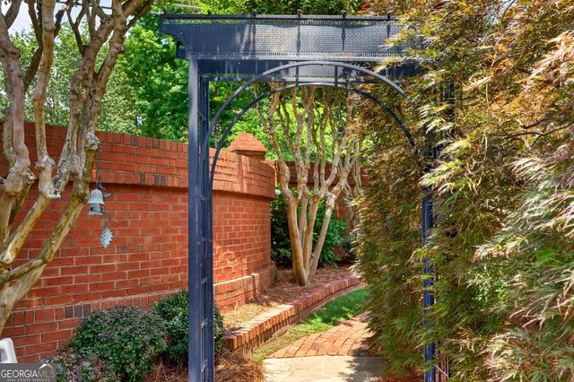 5327 Claridge Square, Atlanta, GA 30338