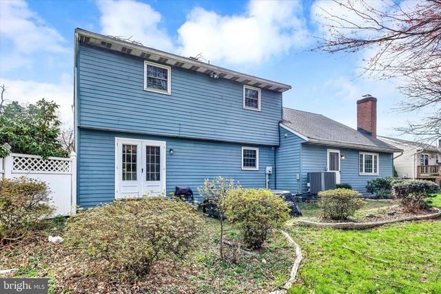 1544 DUFF LAND DR, Landisville, PA 17538