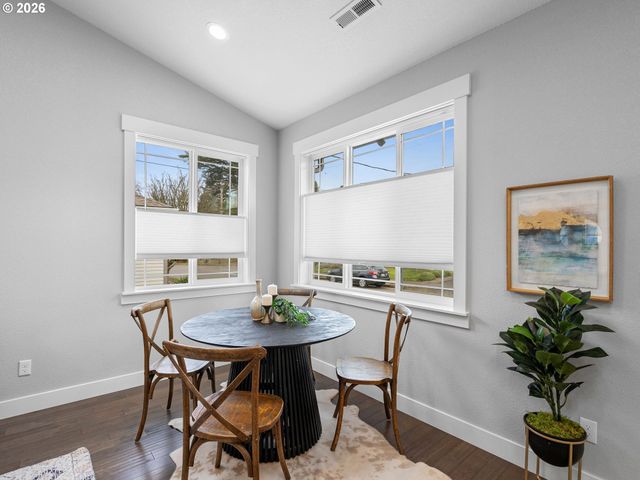 7071 Ne 17TH Ave, Portland, OR 97211