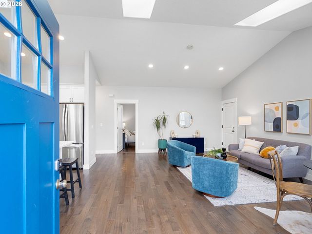 7071 Ne 17TH Ave, Portland, OR 97211